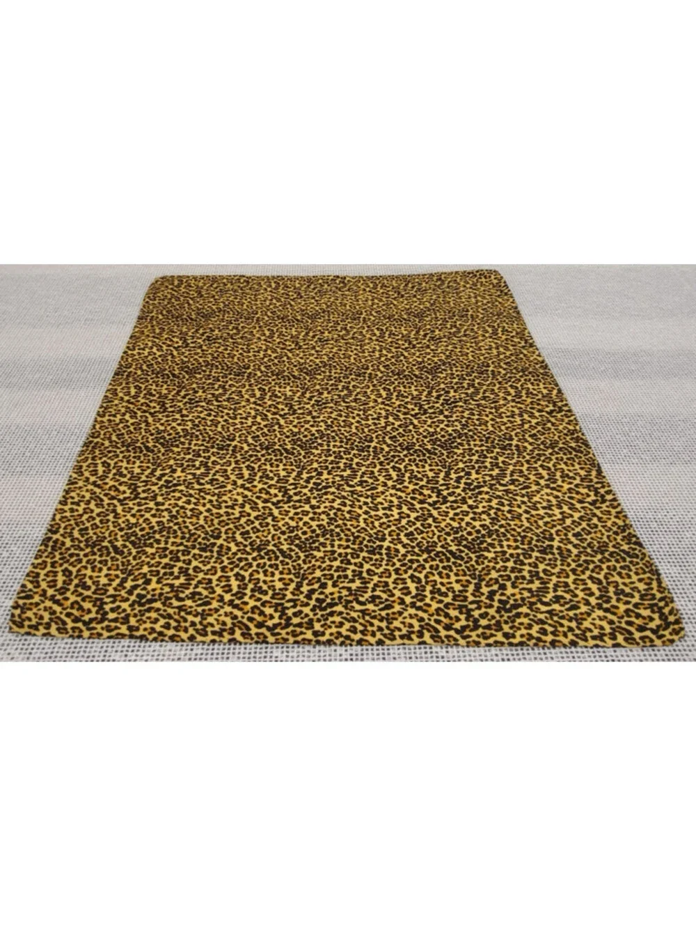 Vintage 1950s Cheetah Animal Print Silk Scarf UNISEX 17